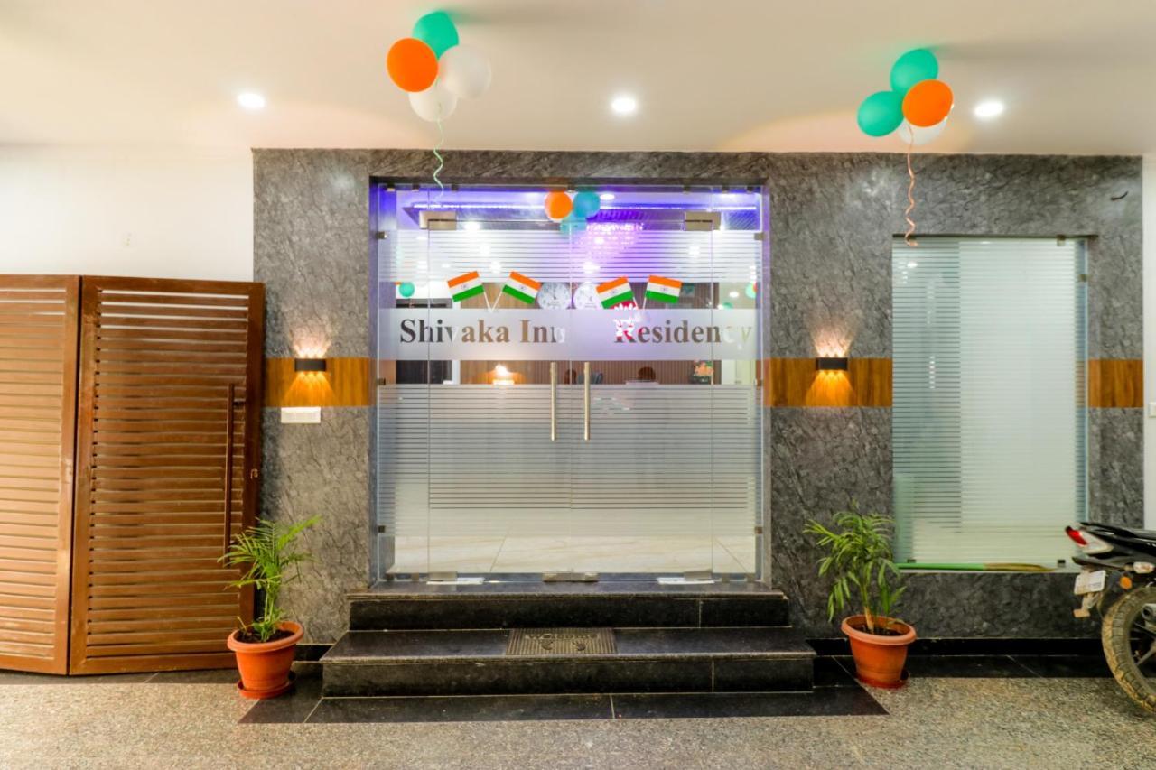 Airport Hotel Shivaka Inn Nova Deli Exterior foto